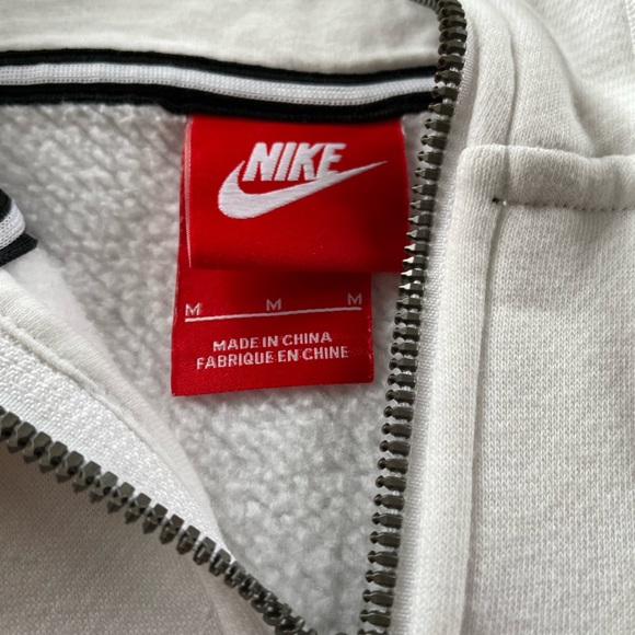 EUC Nike Full Zip Sweatshirt - Picture 3 of 4